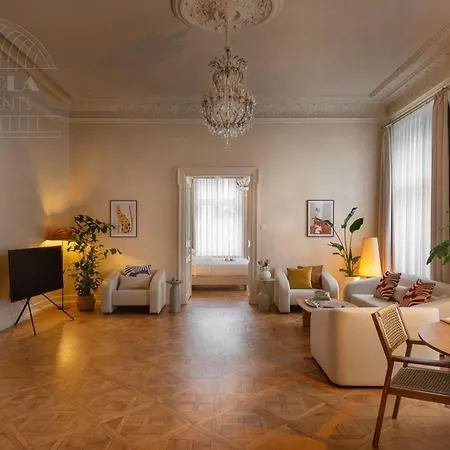 Le Jardin - Elegant Suites By Fragola Collection-3